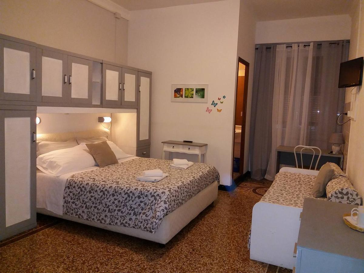 Argentina House Bed and Breakfast Genua Exteriör bild