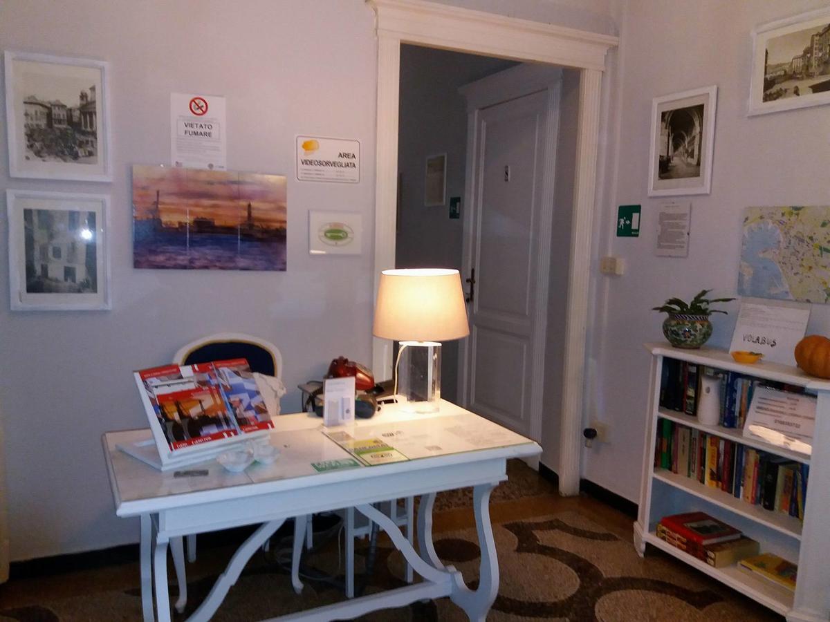 Argentina House Bed and Breakfast Genua Exteriör bild